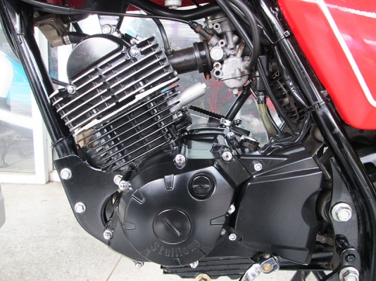 (โอนฟรี) ขาย Stallions Centaur Siam ไมล์แท้ 5674 กม ปี 2016 ตัวโช๊คหัวกลับ สภาพสวย สีแดง (โอนฟรี) ขาย Stallions Centaur Siam ไมล์แท้ 5674 กม ปี 2016 ตัวโช๊คหัวกลับ สภาพสวย สีแดง