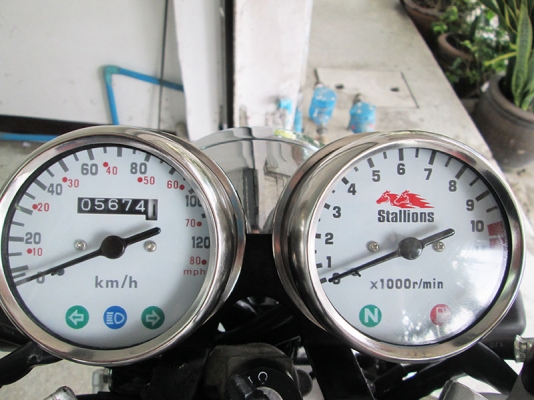 (โอนฟรี) ขาย Stallions Centaur Siam ไมล์แท้ 5674 กม ปี 2016 ตัวโช๊คหัวกลับ สภาพสวย สีแดง (โอนฟรี) ขาย Stallions Centaur Siam ไมล์แท้ 5674 กม ปี 2016 ตัวโช๊คหัวกลับ สภาพสวย สีแดง