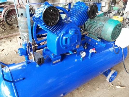 .....ปั้มลม meiji made in japan 10 hp. พร้อมใช้งาน.....ถัง300 ไฟ380