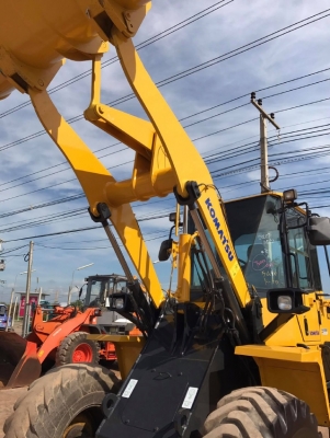 ขายรถตักล้อยาง KOMATSU WA100-5 รถนอกนำเข้าเองจากญี่ปุ่น สภาพสวยพร้อมใช้ มีVDOการทำงานครับ ขายรถตักล้อยาง KOMATSU WA100-5 รถนอกนำเข้าเองจากญี่ปุ่น สภาพสวยพร้อมใช้ มีVDOการทำงานครับ