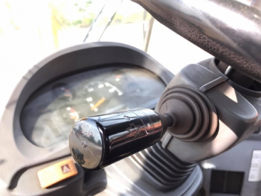 ขายรถตักล้อยาง KOMATSU WA100-5 รถนอกนำเข้าเองจากญี่ปุ่น สภาพสวยพร้อมใช้ มีVDOการทำงานครับ ขายรถตักล้อยาง KOMATSU WA100-5 รถนอกนำเข้าเองจากญี่ปุ่น สภาพสวยพร้อมใช้ มีVDOการทำงานครับ