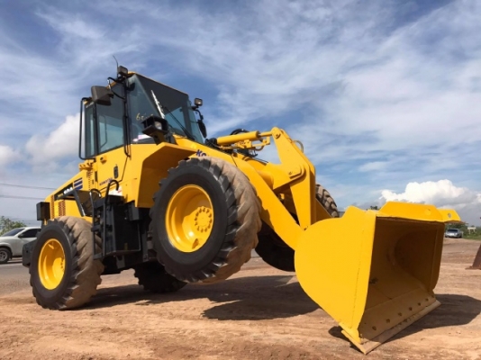 ขายรถตักล้อยาง KOMATSU WA100-5 รถนอกนำเข้าเองจากญี่ปุ่น สภาพสวยพร้อมใช้ มีVDOการทำงานครับ ขายรถตักล้อยาง KOMATSU WA100-5 รถนอกนำเข้าเองจากญี่ปุ่น สภาพสวยพร้อมใช้ มีVDOการทำงานครับ