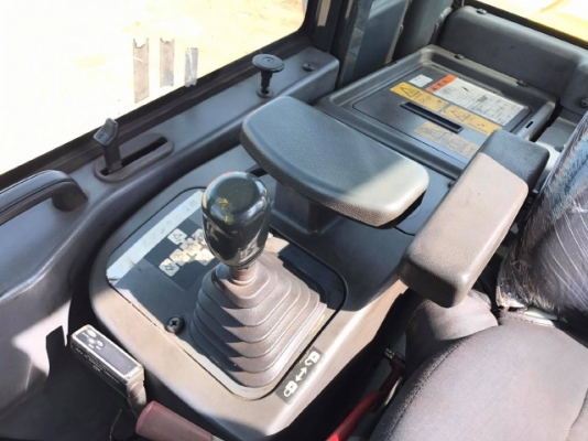 ขายรถตักล้อยาง KOMATSU WA100-5 รถนอกนำเข้าเองจากญี่ปุ่น สภาพสวยพร้อมใช้ มีVDOการทำงานครับ ขายรถตักล้อยาง KOMATSU WA100-5 รถนอกนำเข้าเองจากญี่ปุ่น สภาพสวยพร้อมใช้ มีVDOการทำงานครับ