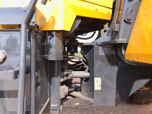 ขายรถตักล้อยาง KOMATSU WA100-5 รถนอกนำเข้าเองจากญี่ปุ่น สภาพสวยพร้อมใช้ มีVDOการทำงานครับ ขายรถตักล้อยาง KOMATSU WA100-5 รถนอกนำเข้าเองจากญี่ปุ่น สภาพสวยพร้อมใช้ มีVDOการทำงานครับ