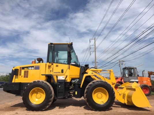 ขายรถตักล้อยาง KOMATSU WA100-5 รถนอกนำเข้าเองจากญี่ปุ่น สภาพสวยพร้อมใช้ มีVDOการทำงานครับ ขายรถตักล้อยาง KOMATSU WA100-5 รถนอกนำเข้าเองจากญี่ปุ่น สภาพสวยพร้อมใช้ มีVDOการทำงานครับ
