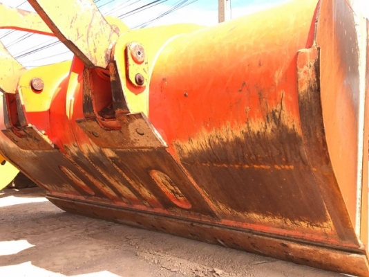 ขายรถตักล้อยาง HITACHI ZW220 (เทียบเท่า WA380-6) รถนอกนำเข้าเองจากญี่ปุ่น มีVDOการทำงานครับ ขายรถตักล้อยาง HITACHI ZW220 (เทียบเท่า WA380-6) รถนอกนำเข้าเองจากญี่ปุ่น มีVDOการทำงานครับ