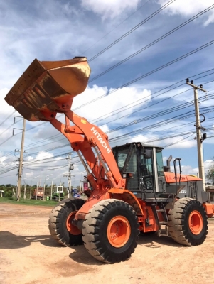 ขายรถตักล้อยาง HITACHI ZW220 (เทียบเท่า WA380-6) รถนอกนำเข้าเองจากญี่ปุ่น มีVDOการทำงานครับ ขายรถตักล้อยาง HITACHI ZW220 (เทียบเท่า WA380-6) รถนอกนำเข้าเองจากญี่ปุ่น มีVDOการทำงานครับ