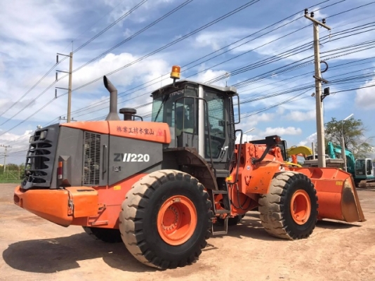 ขายรถตักล้อยาง HITACHI ZW220 (เทียบเท่า WA380-6) รถนอกนำเข้าเองจากญี่ปุ่น มีVDOการทำงานครับ ขายรถตักล้อยาง HITACHI ZW220 (เทียบเท่า WA380-6) รถนอกนำเข้าเองจากญี่ปุ่น มีVDOการทำงานครับ