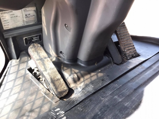 ขายรถตักล้อยาง HITACHI ZW220 (เทียบเท่า WA380-6) รถนอกนำเข้าเองจากญี่ปุ่น มีVDOการทำงานครับ ขายรถตักล้อยาง HITACHI ZW220 (เทียบเท่า WA380-6) รถนอกนำเข้าเองจากญี่ปุ่น มีVDOการทำงานครับ