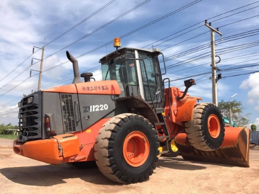 ขายรถตักล้อยาง HITACHI ZW220 (เทียบเท่า WA380-6) รถนอกนำเข้าเองจากญี่ปุ่น มีVDOการทำงานครับ ขายรถตักล้อยาง HITACHI ZW220 (เทียบเท่า WA380-6) รถนอกนำเข้าเองจากญี่ปุ่น มีVDOการทำงานครับ