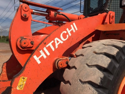 ขายรถตักล้อยาง HITACHI ZW220 (เทียบเท่า WA380-6) รถนอกนำเข้าเองจากญี่ปุ่น มีVDOการทำงานครับ ขายรถตักล้อยาง HITACHI ZW220 (เทียบเท่า WA380-6) รถนอกนำเข้าเองจากญี่ปุ่น มีVDOการทำงานครับ