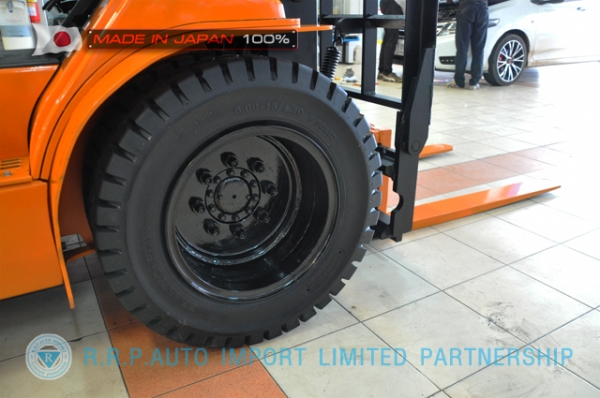 ขายรถโฟล์คลิฟท์มือสอง TOYOTA รุ่น 7FD25-15749 นำเข้าจากประเทศญี่ปุ่น 100\% ไม่เคยใช้งานในไทย