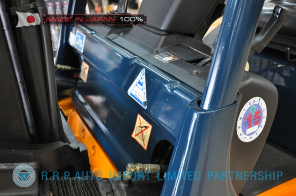 ขายรถโฟล์คลิฟท์มือสอง TOYOTA รุ่น 7FD25-15749 นำเข้าจากประเทศญี่ปุ่น 100\% ไม่เคยใช้งานในไทย