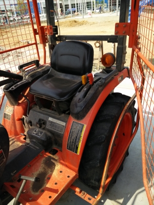 แทรกเตอร์รุ่นเล็กสวยๆมาแล้ว B2440 ยอดนิยม สภาพดีพร้อมใช้งาน รีบมาเป็นเจ้าของกันครับ