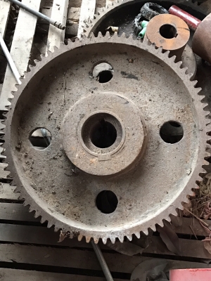 เฟืองปั้นจั่น