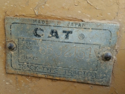 รถ แท็กเตอร์ CAT / D4. สนใจติดต่อ 081 - 6079515