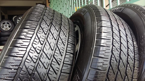 ขายล้อแม็ก bt50 17" ยาง michelin ปี14 ขายล้อแม็ก bt50 17" ยาง michelin ปี14