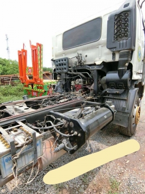 หัวคัสซี Hino mega เครื่อง 320 แรง ปี 51 สวยสดพร้อมใช้งาน