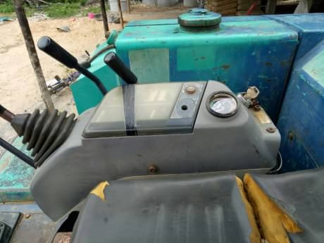 KOMATSU PC 30-7