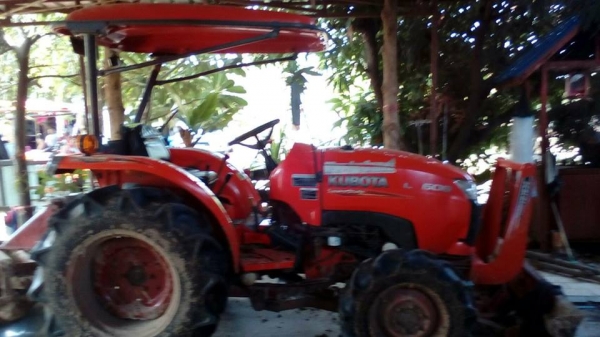 ขายรถไถ คูโบต้าL3608 ทำงาน1,278ชม. ใบดันหน้า ผาน6ยางดี ทะเบียนพร้อมโอน ขายรถไถ คูโบต้าL3608 ทำงาน1,278ชม. ใบดันหน้า ผาน6ยางดี ทะเบียนพร้อมโอน