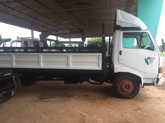 ขาย 315,000 บาท HINO KM779 ยาว 5.5 เมตร เครื่อง WO4D-117 แรง หัวบาง ยางดี คัสชัสวย เอกสารเล่มทะเบียน