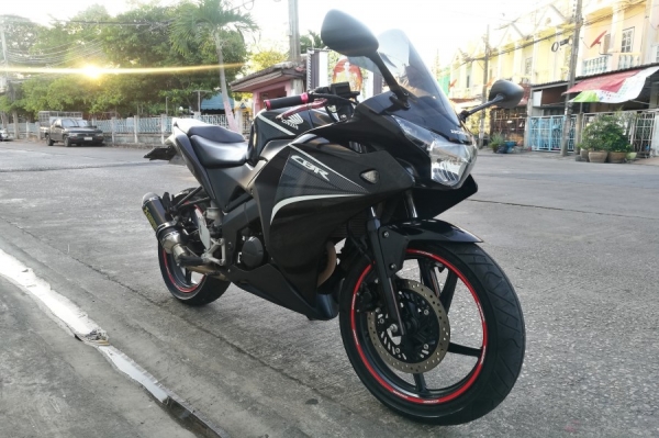 Cbr 150i 2013 รถบ้านแท้ มือเดียว รูดบัตรได้