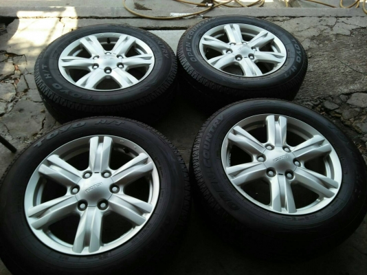 225/65R17 TOYO H/T OPEN COUNTRY  ใหม่ๆ สวย นิ่ม ดอกหนา ชุด 4 ล้อ tel. 081-427-3941