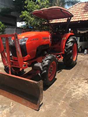 รถไถL4708. อุปกรณ์3 ชิ้น. ครบพร้อมทำงาน