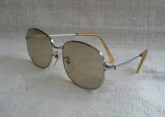 แว่นตาวินเทจทำมือญี่ปุ่น ยุค &#039;60s  โดยผู้ผลิตเก่าแก่ที่สุด  Vintage SPM by HAKUSAN handmade in Japan