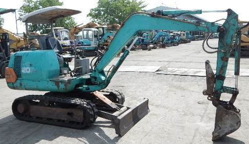 ขาย แบคโฮ รถขุด โคม้สซุ KOMATSU PC20-7เก่านอก ไม่เคยใช้งานในไทย พร้อมลายหัวเจาะ และปากคีบ