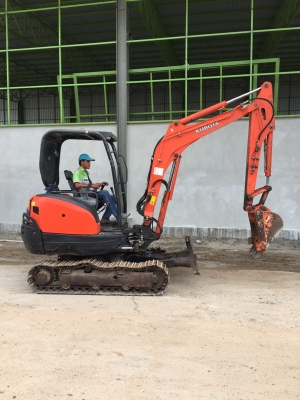 ขายรถแม็คโครKubota kx91-3พร้อมเล่มทะเบียน