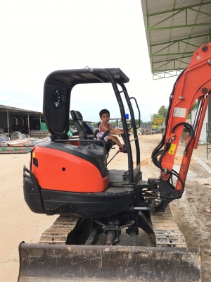 ขายรถแม็คโครKubota kx91-3พร้อมเล่มทะเบียน