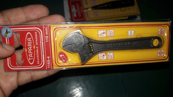 ขายประแจเลื่อนTAPARIA Made in India.4นิ้วใหม่เก่าเก็บ ขายประแจเลื่อนTAPARIA Made in India.4นิ้วใหม่เก่าเก็บ