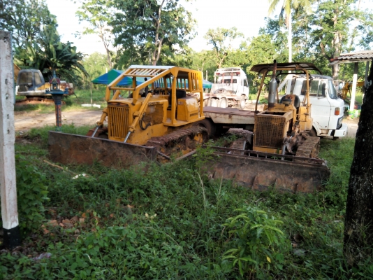 ขายรถแทรคเตอร์ KOMATSU D30P-15 ราคา 180000