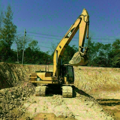 ขายCat320B สภาพสวยพร้อมใช้ สนใจติดต่ออ๊อฟพิจิตร086-737-9991