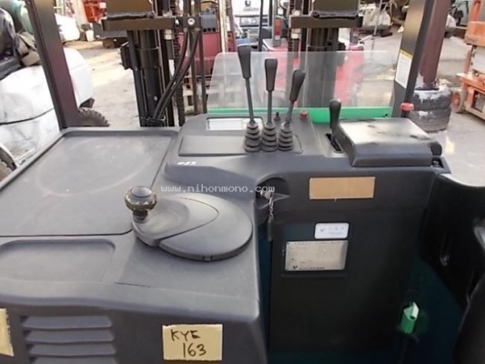 ราคาพิเศษ99,000 บาท รถยกไฟฟ้ายืนขับTOYOTA รุ่น7FBRK9 รหัสสินค้า 81004786 ติดต่อ 081-8283376  www.nihonmono.com