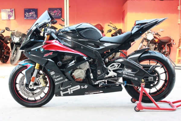 <เอิร์ท พิดโลก> S1000rr ปี2016 วิ่งน้อยสภาพสวยแต่งแล้ว