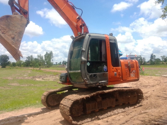ขายรถแบคโฮ110 HITCHI XZ-1 สภาพเดิมๆ