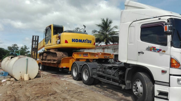 ขายด่วน!! Komatsu PC200-8MO บูมยาว สภาพสวยค่ะ