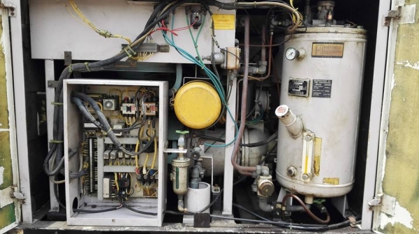 ปั้มลมสกรูญี่ปุ่น AIRMAN SAS37P ขนาด 50 HP 380V 7 kg/cm2 พร้อมใช้งาน ปั้มลมสกรูญี่ปุ่น AIRMAN SAS37P ขนาด 50 HP 380V 7 kg/cm2 พร้อมใช้งาน