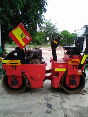 รถบดไดนาแพค CC102 รถบดไดนาแพค CC102