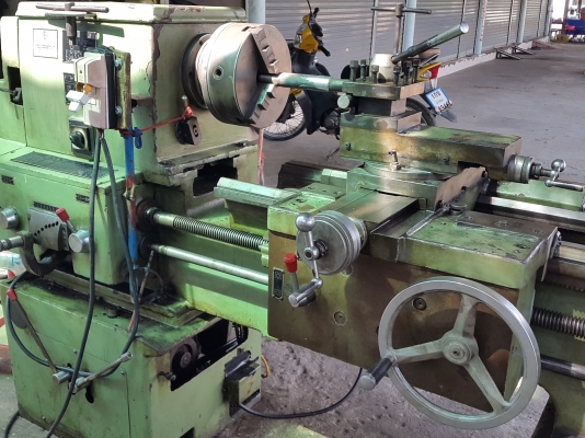 เครื่องกลึง 6 ฟุต รุ่นหนัก 2 เพลา เกียร์กระตุก พร้อมใช้งาน สภาพสวยๆ อุปกรณ์ครบๆ ด่วนๆๆ 65,000