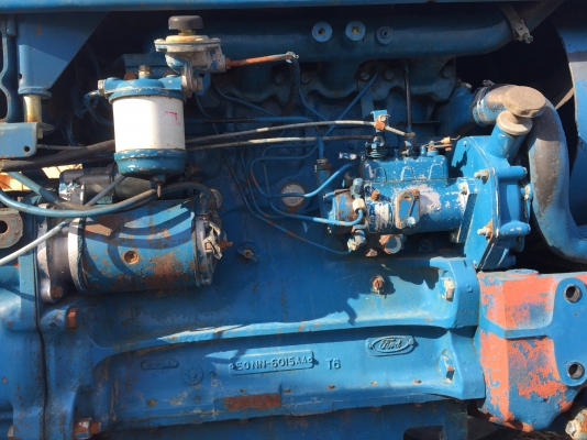 ขายรถไถพร้อมใช้งาน FORD