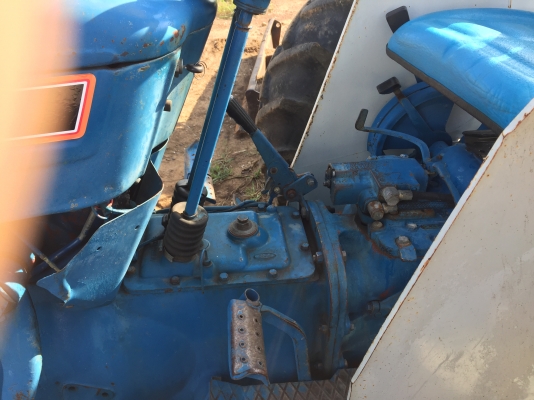 ขายรถไถพร้อมใช้งาน FORD