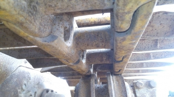 ขายรถแทรกเตอร์ CAT-D-5-D ตีนเป็ด ช่วงล่างเบอร์โก้ ตามสภาพ ขายไม่แพงครับ