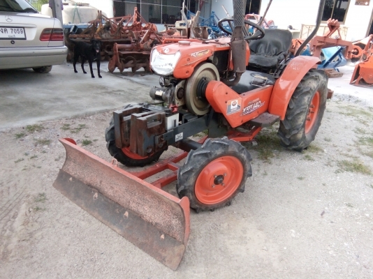 ขายคูโบต้าKRT140พัส พร้อมใช้ เล่มพร้อม อุปกรณ์ดีนหน้าผานสาม ล่อเหล็ก