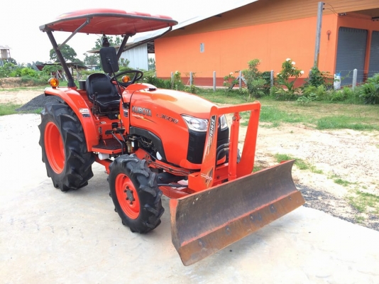 มาอีกคันนางฟ้าL3608DTรถปี 56 ใช้งาน 1043 ชั่วโมง รถพร้อมใช้งานรับประกันไม่มีรอยรั่วแม้แต่ที่เดี่ยว ราคา 325000 พร้อมผานหน้า+หลัง สนใจ 084-5486359 สุชาติ อ สนม จ สุรินทร์ มาอีกคันนางฟ้าL3608DTรถปี 56 ใช้งาน 1043 ชั่วโมง รถพร้อมใช้งานรับประกันไม่มีรอยรั่วแม้แต่ที่เดี่ยว ราคา 325000 พร้อมผานหน้า+หลัง สนใจ 084-5486359 สุชาติ อ สนม จ สุรินทร์