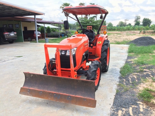 มาอีกคันนางฟ้าL3608DTรถปี 56 ใช้งาน 1043 ชั่วโมง รถพร้อมใช้งานรับประกันไม่มีรอยรั่วแม้แต่ที่เดี่ยว ราคา 325000 พร้อมผานหน้า+หลัง สนใจ 084-5486359 สุชาติ อ สนม จ สุรินทร์ มาอีกคันนางฟ้าL3608DTรถปี 56 ใช้งาน 1043 ชั่วโมง รถพร้อมใช้งานรับประกันไม่มีรอยรั่วแม้แต่ที่เดี่ยว ราคา 325000 พร้อมผานหน้า+หลัง สนใจ 084-5486359 สุชาติ อ สนม จ สุรินทร์