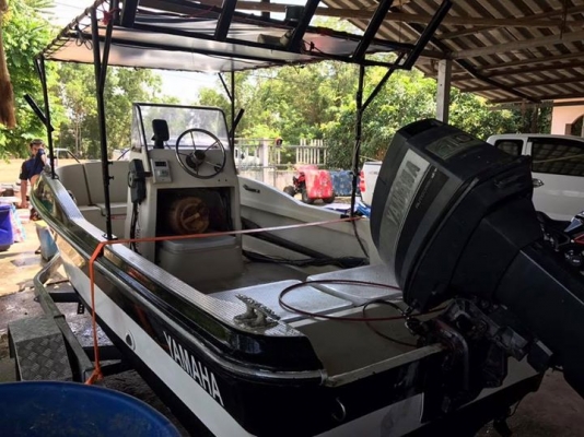 เรือยามาฮ่า U17 พร้อมเครื่องยามาฮ่า 40 แรง