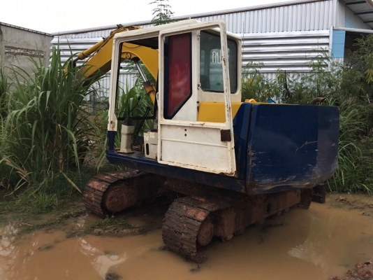 รถขุด PC60-6 รถทำงานอยู่ ช่วงล่างดี โซ่หนา
